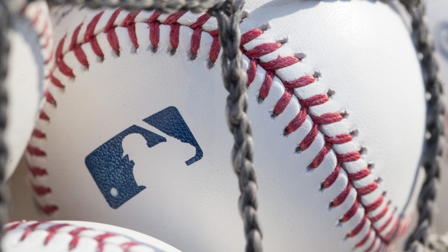 Negociaciones entre Grandes Ligas de béisbol y jugadores se estancan